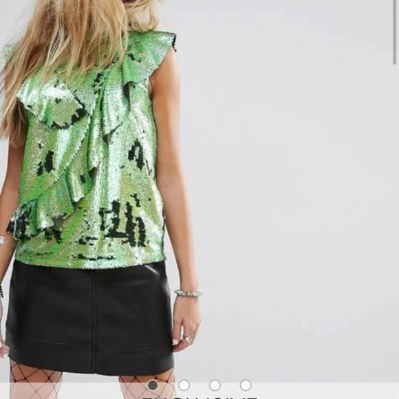 Mad But magic Top Sz S Sequin High Mock Neck in LimeLight Green Ruffle detail - Picture 1 of 7